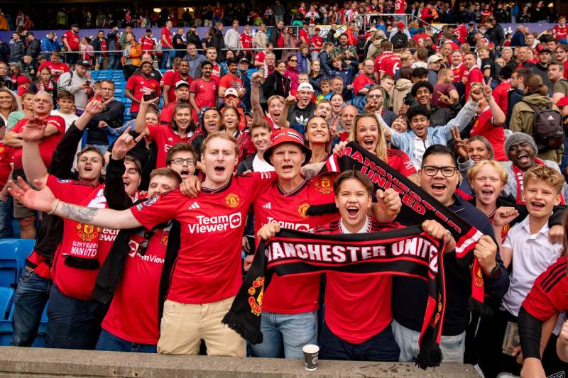 Manchester United – Đế chế fan từ kỷ nguyên Premier League